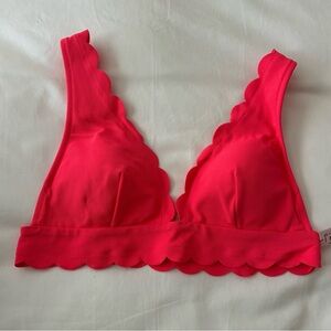 NWT Victoria Secret bikini top